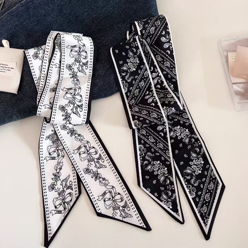Black White Double Sided Paisl - Ascot Neck Scarf recension och pris