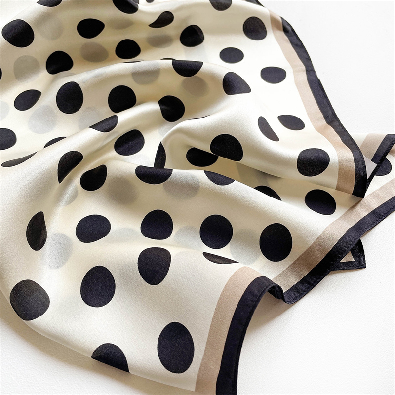 2024 New Pure Silk Scarf Small - Ascot Neck Scarf recension och pris