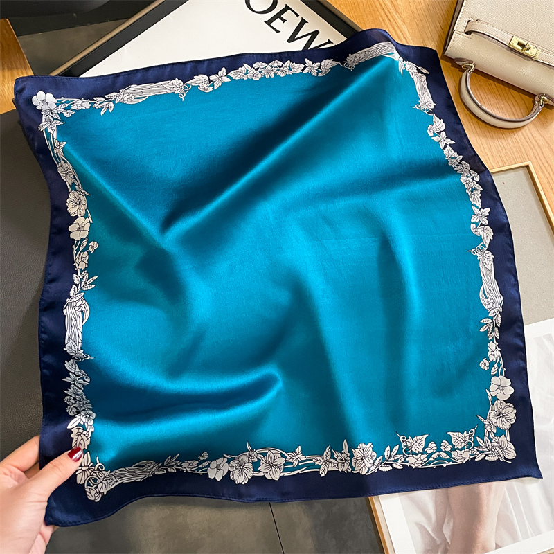 2024 Luxury Print 100% Silk Sc - Ascot Neck Scarf recension och pris